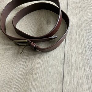 GAP Men's Brown Leather Belt with Brass Buckle